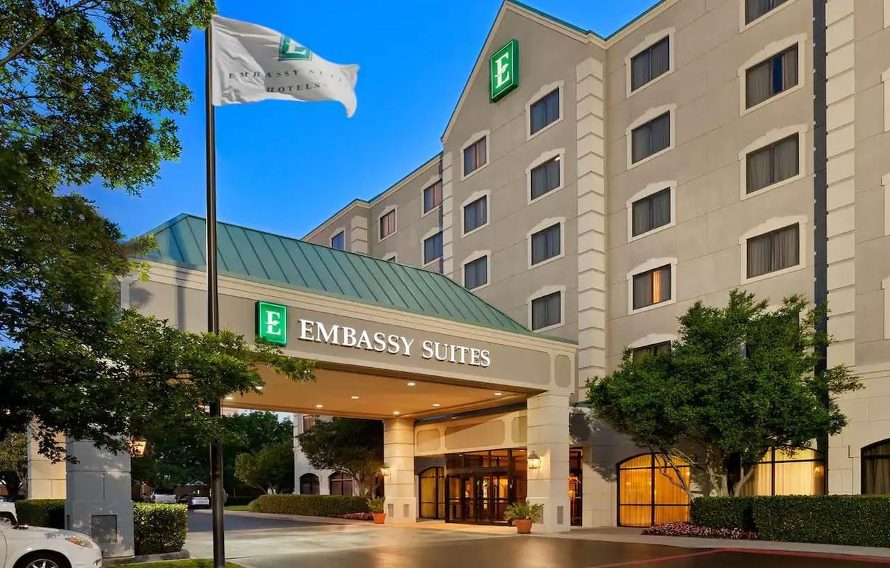 Embassy Suites By Hilton Dallas Near The Galleria Екстер'єр фото