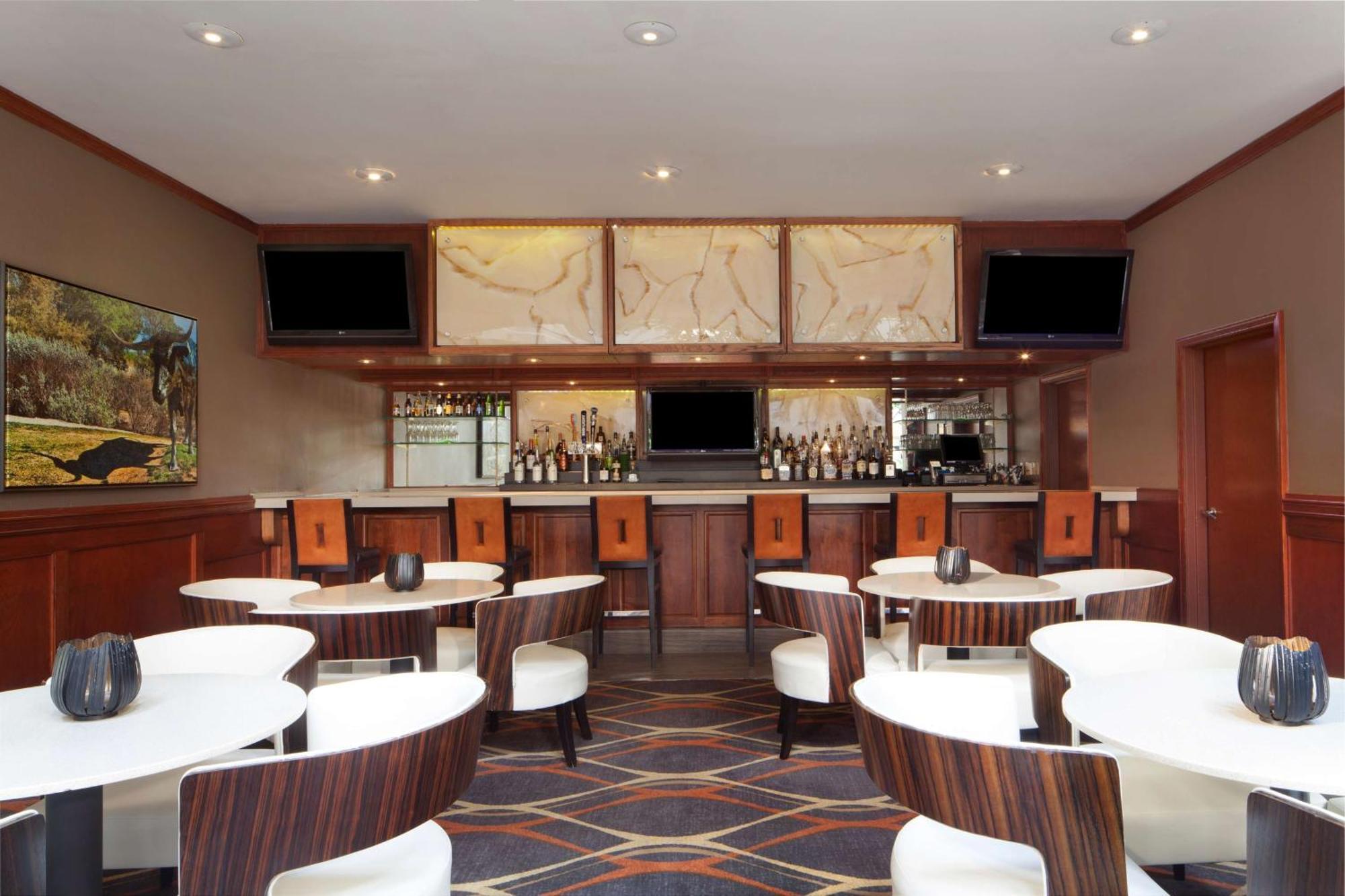Embassy Suites By Hilton Dallas Near The Galleria Екстер'єр фото