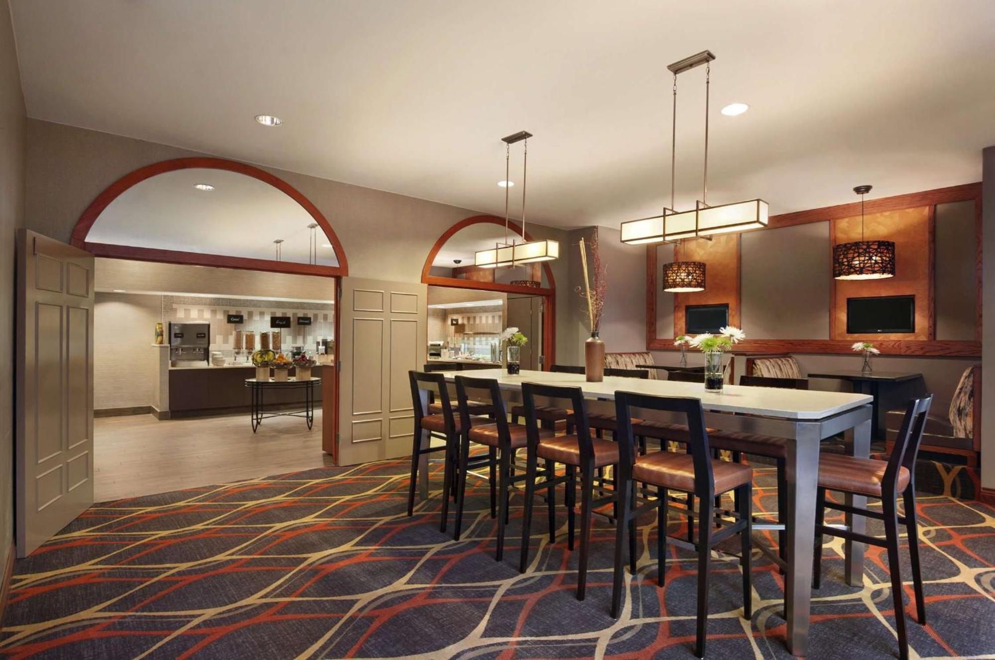 Embassy Suites By Hilton Dallas Near The Galleria Екстер'єр фото