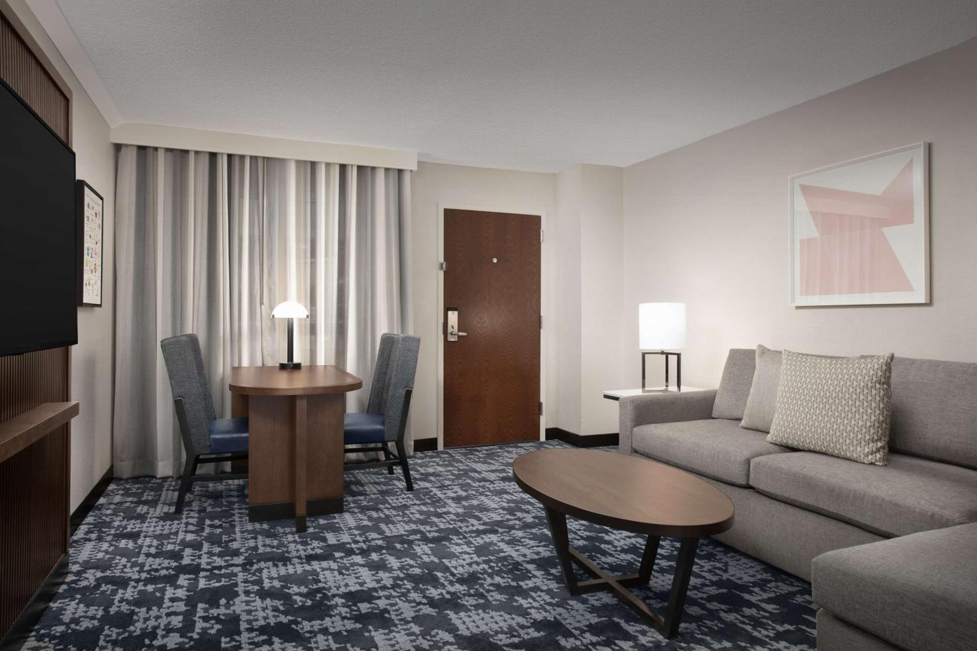 Embassy Suites By Hilton Dallas Near The Galleria Екстер'єр фото